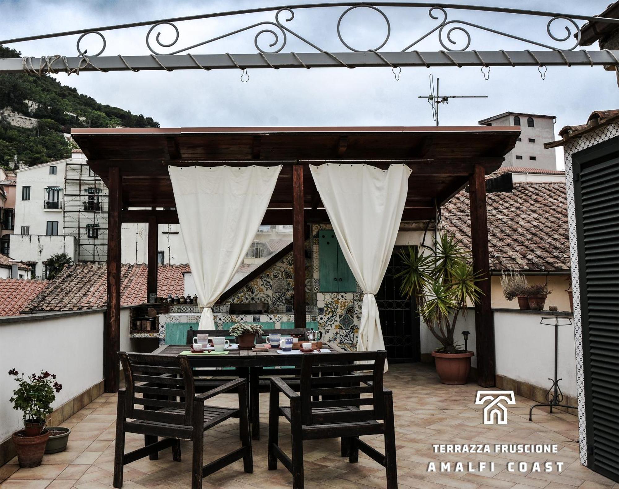 Terrazza Fruscione - Appartamento Con Terrazza Esclusiva Salerno Ngoại thất bức ảnh